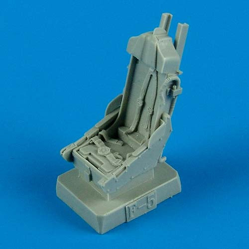 Quickboost 48484 1/48 F5E Seat w/Safety Belts for AFV