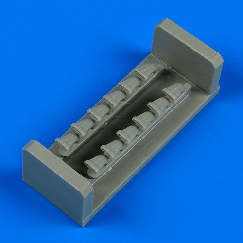 Quickboost 48551 1/48 P51A Mk IA Exhaust for ATE