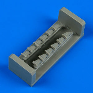 Quickboost 48551 1/48 P51A Mk IA Exhaust for ATE