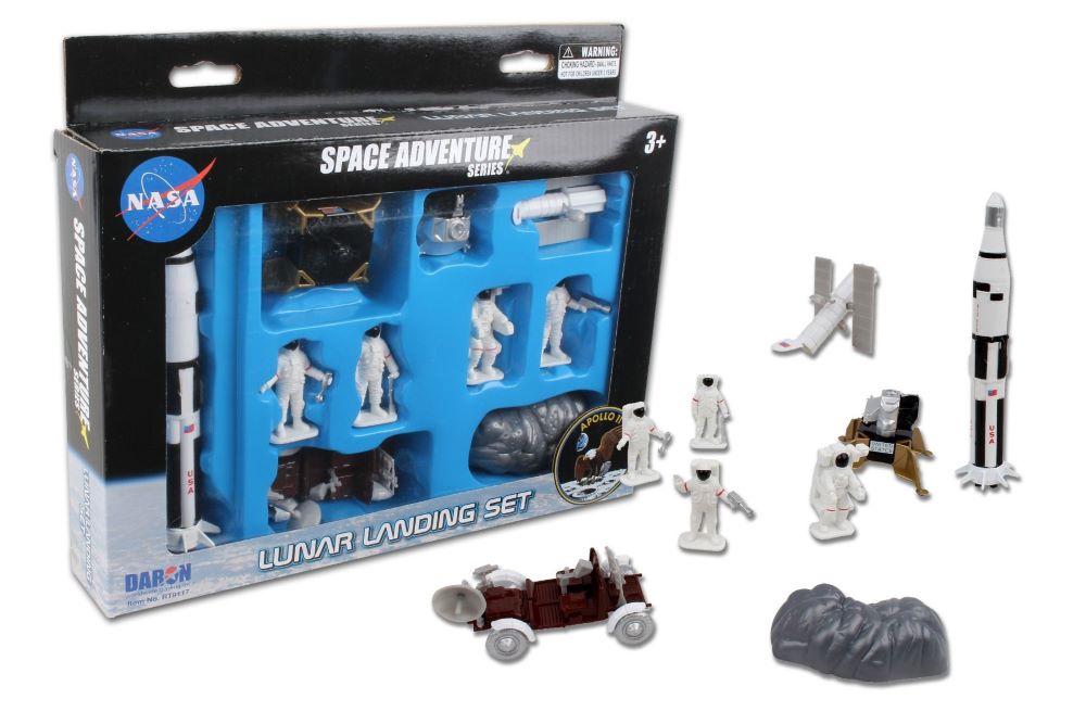 Realtoy 9117 Apollo 11 Lunar Landing Space Plastic Playset (9pc)