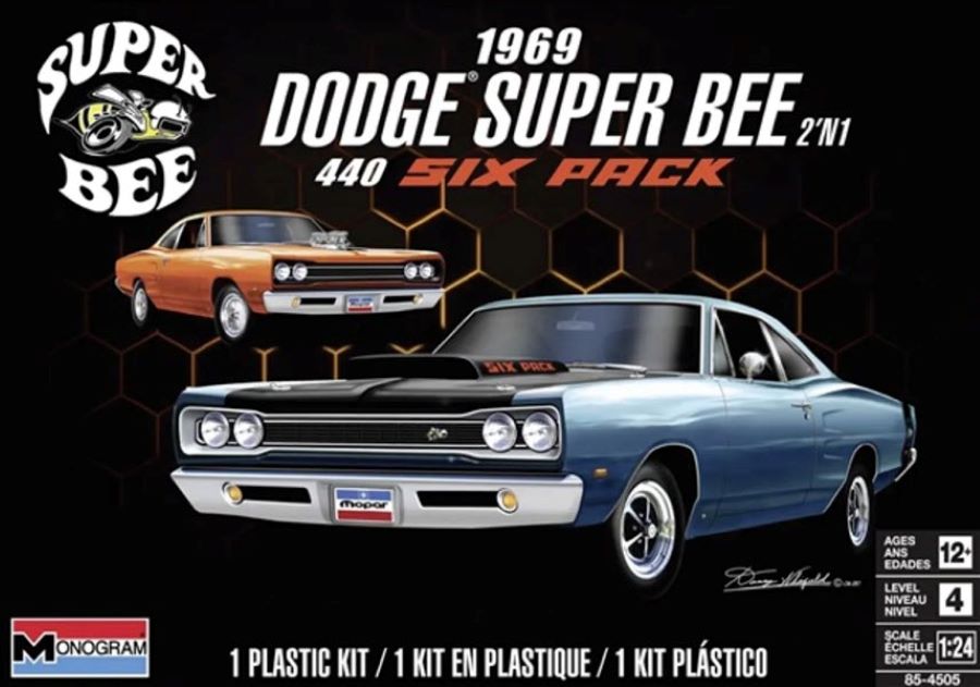 Revell Monogram 4505 1/24 1969 Dodge Super Bee 440 Six Pack (2 in 1)