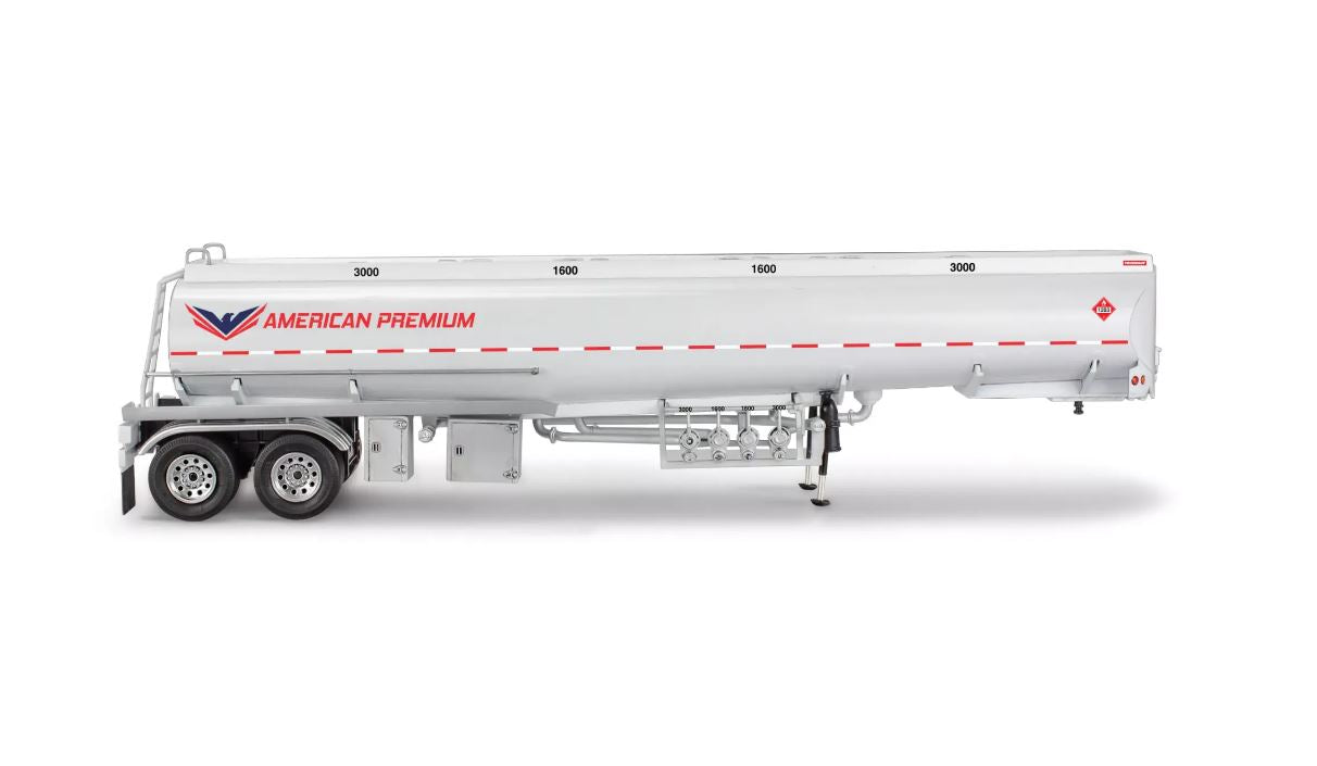 Revell Monogram 4536 1/32 Fruehauf 40' Semi Tanker Trailer