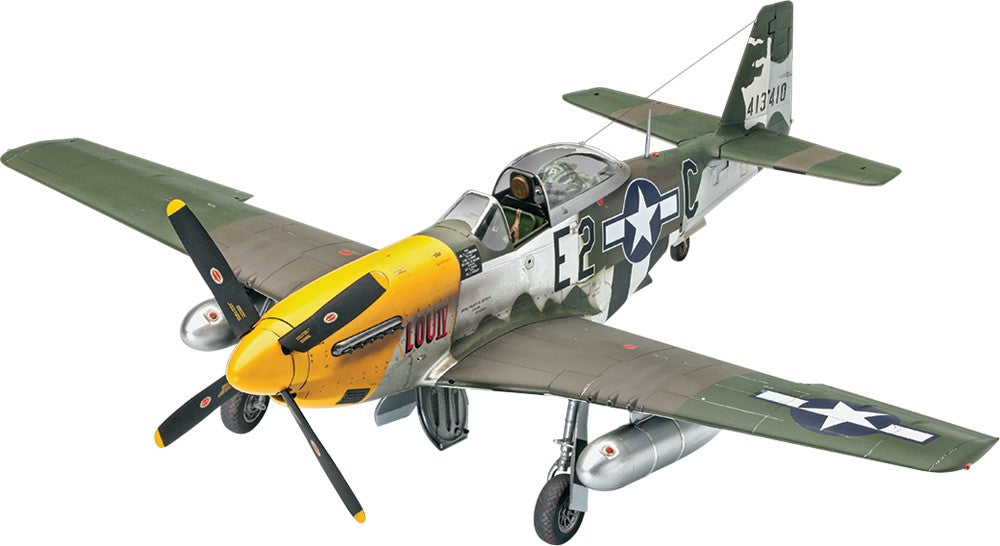 Revell 3944 1/32 P51D Mustang Early Version Fighter