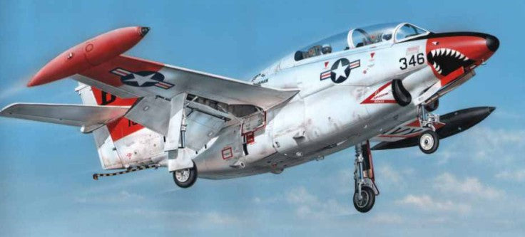 Special Hobby 32037 1/32 T2 Buckeye Red & White Trainer Aircraft