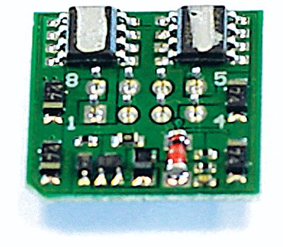 SoundTraxx 852001 HO Scale DCC Mobile Decoder - MC1 Series DCC Only -- HO: 2-Function, NMRA 8-Pin, 17 x 17 x 17mm