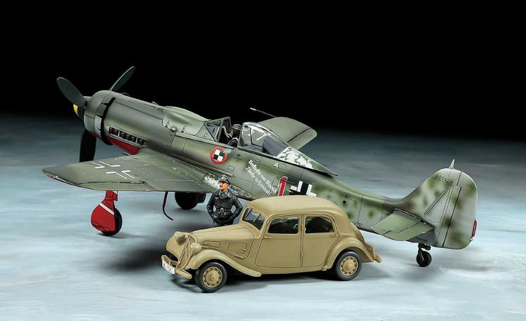 Tamiya 25213 1/48 Focke Wulf Fw190D9 JV44 Fighter w/Citroen Traction 11CV Staff Car & 2 Crew (Ltd Edition)