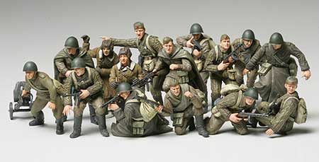 Tamiya 32521 1/48 WWII Russian Infantry & Tank Crew (14)