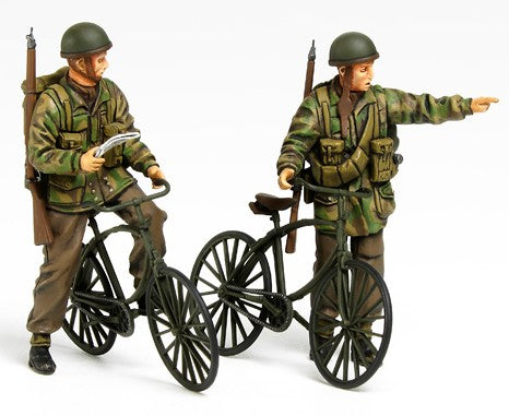 Tamiya 35333 1/35 British Paratroopers (2) w/Bicycles