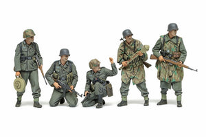 Tamiya 35382 1/35 Late WWII German Infantry Set (5) 