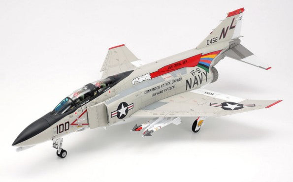 Tamiya 61121 1/48 F4B Phantom II Aircraft