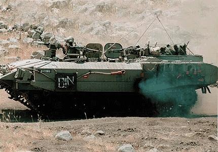 Trident Miniatures 81003 HO Scale Israeli Defense Force (IDF) - Armored Personnel Carrier -- "Achzarit" ("Cruel Woman") Heavy Infantry Assault Vehicle