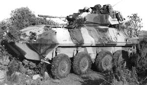 Trident Miniatures 90010 HO Scale Military - United States Marine Corps (Modern) - Light Armored Vehicles (LAV) -- LAV-25 Reconnaissance with 25mm Chain Gun (green)