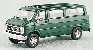Trident Miniatures 90066 HO Scale Military - US/NATO (Modern) - Light Trucks -- Chevrolet Personnel Van (green)