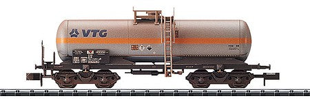 Trix 15589 N Scale Chlorine Gas Tank Car - Ready to Run - Minitrix -- VTG #3 (Weathered, Era V; gray, orange, blue, black)