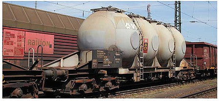 Trix 15732 N Scale Type Uacs Silo Car - Ready to Run - Minitrix -- VTG (Era VI, gray)