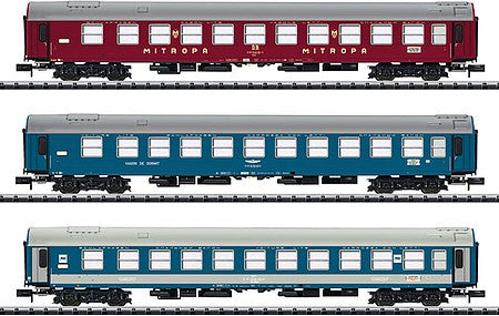 Trix 15996 N Scale Type WLAB UIC Y Sleeper 3-Car Set - Ready to Run - Minitrix -- German State Railroad, CF Romania, MAV Hungary (Era IV 1980s)