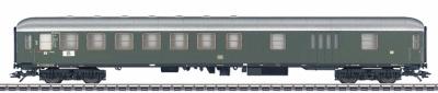 Trix 23404 HO Scale Type BD4um-61 2nd Class Express Train Compartment/Baggage Car - Era III -- German Federal Railway
