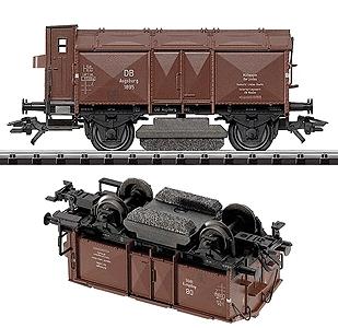 Trix 24050 HO Scale Type K 15 Gondola - Era III - Track Cleaning Car -- German Federal Railway