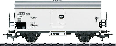 Trix 24991 HO Scale Type Ichqs-u 377 Reefer - Ready to Run -- German Federal Railway (Era IV, white)