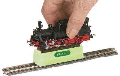 Trix 66602 HO Scale Locomotive Wheel Cleaning Brush -- 2-Rail