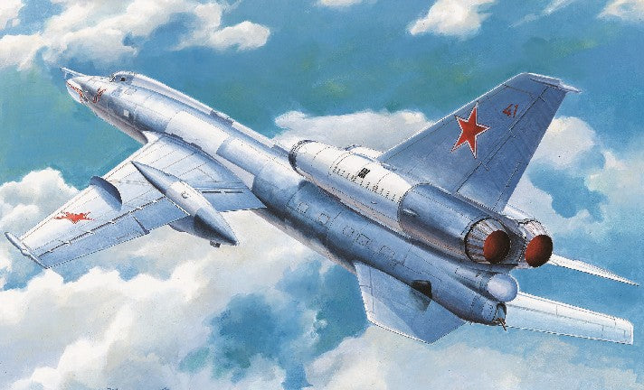 Trumpeter 1695 1/72 Soviet Tu22 Blinder Tactical Bomber