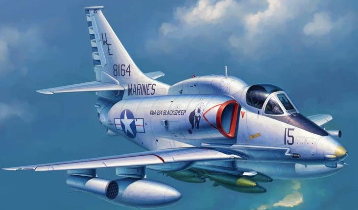 Trumpeter 2268 1/32 A4M Skyhawk Carrier Launched Ground Attack Aircraft