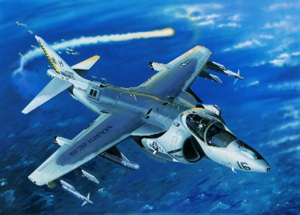 Trumpeter 2285 1/32 AV8B Harrier II Night Attack Aircraft