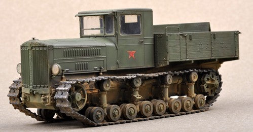 Trumpeter 7120 1/72 Soviet Komintern Artillery Tractor