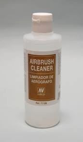 Vallejo 71199 200ml Bottle Airbrush Cleaner (6/Bx)