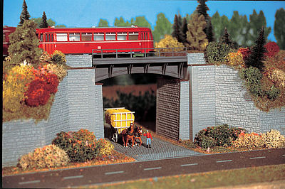 Vollmer 42544 HO Scale Overpass Bridge -- 4-13/16 x 2-27/32 x 1-31/64" 12 x 7.1 x 3.7cm