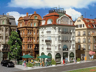Vollmer 43618 HO Scale Coffee House -- Kit - 7-11/16 x 3-15/16 x 7-11/16" 19.5 x 10 x 19.6cm