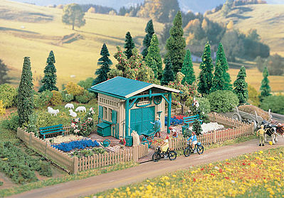 Vollmer 43643 HO Scale Summer Garden House