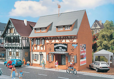 Vollmer 43652 HO Scale Grocery Store -- 5 x 3-5/8 x 4-13/16" 12.3 x 9 x 12cm