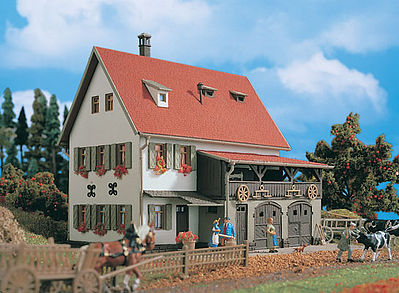 Vollmer 43721 HO Scale 2-Story Stucco Farmhouse w/Shed/Garage - Kit (Plastic) -- 6-11/16 x 4-3/4 x 4-3/4" 17 x 12 x 12cm