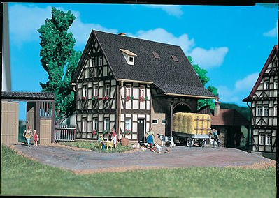 Vollmer 43731 HO Scale House w/Barn -- 4-7/8 x 2-3/4 x 4-3/4" 12.5 x 7 x 12cm