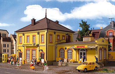 Vollmer 43774 HO Scale German Post DHL, Kit -- 28.5 x 15 x 17.5cm