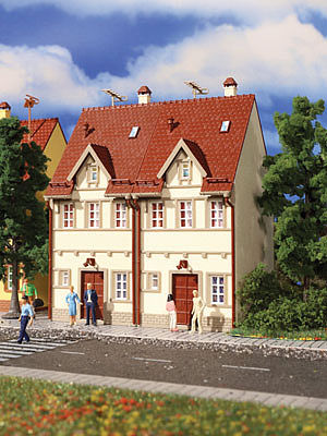 Vollmer 43843 HO Scale Semi-Detached Stucco House 2-Pack -- Kit - White, 4-1/16 x 3-1/4 x 5-1/4" 10.4 x 8.3 x 13.3cm