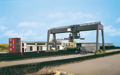 Vollmer 45624 HO Scale Overhead Crane -- 10 x 4-3/4 x 6-1/2" 25.5 x 12 x 16.5cm