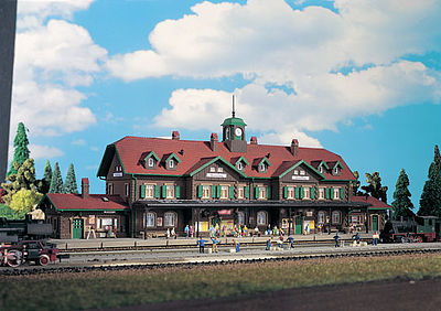 Vollmer 47502 N Scale Moritzburg Station -- 16-4/5 x 4-4/5 x 5-1/5" 42 x 12 x 12.8cm