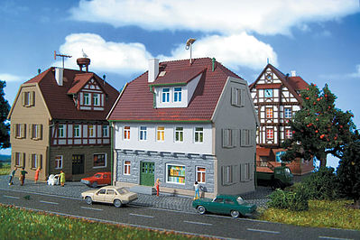 Vollmer 47644 N Scale House - Kit -- 3-7/32 x 2-9/16 x 4-1/8 8.2 x 6.5 x 10.5cm