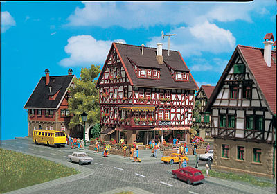 Vollmer 47693 N Scale Boutique -- 4-1/2 x 4-5/16" 11.3 x 11cm