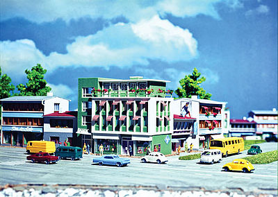 Vollmer 47729 N Scale Bank - Kit (Plastic) -- 3-3/4 x 1-3/4 x 3-1/4" 9.5 x 4.5 x 8.3cm
