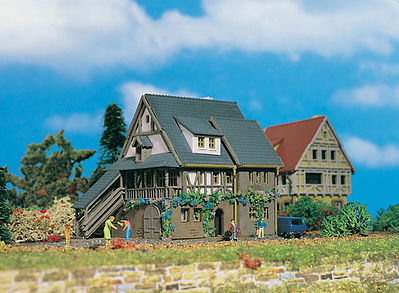 Vollmer 49547 Z Scale Wine Store -- 1-3/16 x 2-5/16" 3 x 5.8cm