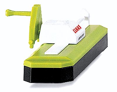 Wiking 38302 HO Scale Claas Mower - Assembled -- Claas (green, white, red)