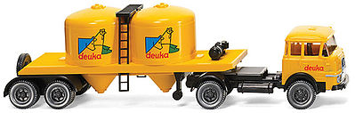 Wiking 53402 HO Scale Krupp Tractor w/Fodder Tank Trailer - Assembled -- Deuka (yellow, blue, green, red, German Lettering)