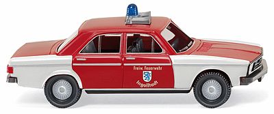 Wiking 86118 HO Scale Audi 100 Sedan - Assembled -- Freiwillige Feuerwehr Ingolstadt (red, white German Lettering)