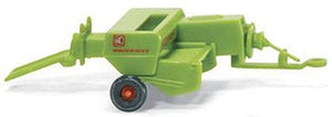 Wiking 95940 N Scale Farm Machinery - CLAAS -- Markant Baler (green)