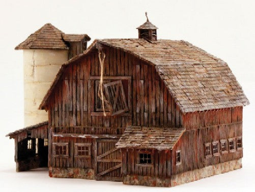 Woodland Scenics 5865 O Built-N-Ready Old Weathered Barn LED Lighted