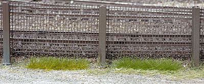 Walthers Scenemaster 1103 HO Scale Grass Tufts and Strips 1/4" 0.6cm Tall -- Summer, 18 of Each