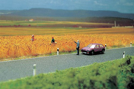 Walthers Scenemaster 1255 HO Scale Flexible Self-Adhesive Paved Roadway -- 39-3/8 x 2-5/8" 1m x 66mm -- Unmarked